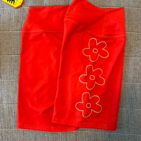 Zumba Lovin' High Biker Shorts XXL - Picture 3 of 5